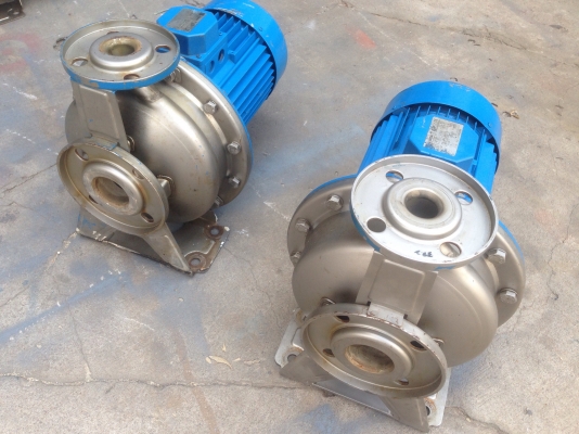 ขายปั้มน้ำหอยโข่งหัวปั้มสแตนเลส Ebara 5.5HP. 380V สภาพดี วิ่งนิ่ม พร้อมใช้งาน มี 2ตัวครับ