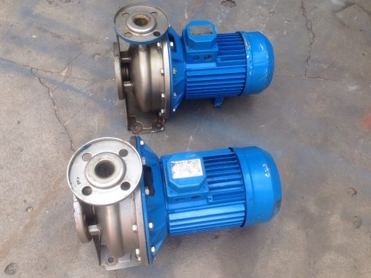 ขายปั้มน้ำหอยโข่งหัวปั้มสแตนเลส Ebara 5.5HP. 380V สภาพดี วิ่งนิ่ม พร้อมใช้งาน มี 2ตัวครับ