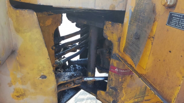 ขาย รถตัก KOBELCO LK300-A เอวอ่อน สภาพพร้อมใช้งาน ต่อแขนเรียบร้อย ราคาคุยกันได้ครับ