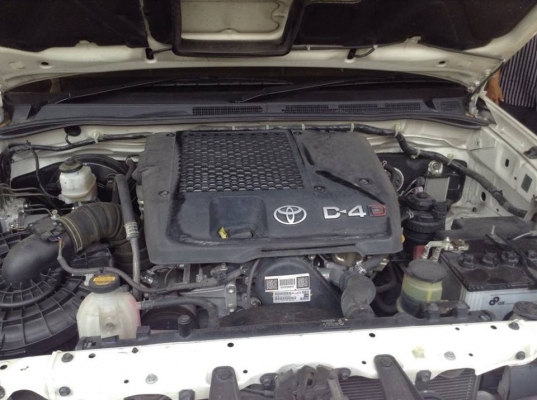 รถบ้าน Fortuner 2012 TRD Top 4 WD มือเดียวออกศูนย์ ใช้น้อย 39,XXX km เดมๆ ไม่มีชน สวยๆ