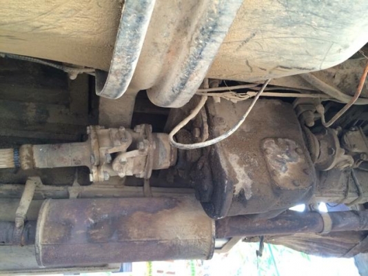 สิบล้อ เพลาเดียว   175 แรง เกียร์สโล  ท้ายฟูโช่  รถสวยๆ  ราคา  330,000  บาท