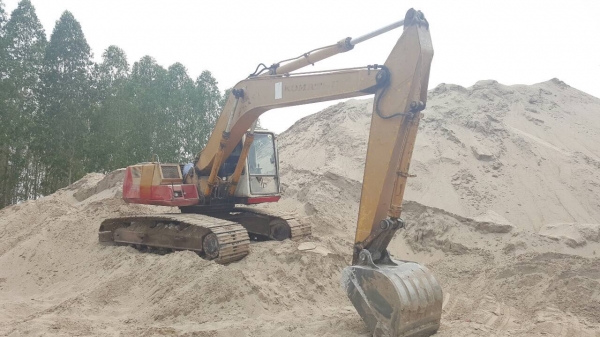 ขาย แบคโฮ KOMATSU PC200-5 คอนโทรลสั้น เอกสารใบอินวอยซ์ เครื่องดี ช่วงล่างเต็ม