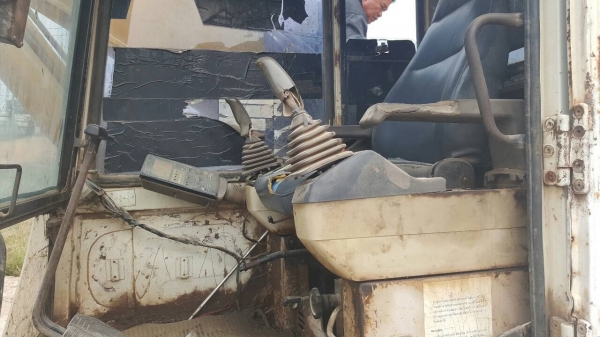 ขาย แบคโฮ KOMATSU PC200-5 คอนโทรลสั้น เอกสารใบอินวอยซ์ เครื่องดี ช่วงล่างเต็ม