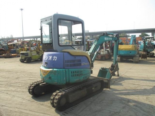 ขายรถขุด KOMATSU PC30MR-1 มีหัวเก๋งและหัวคีบ เก่านอกมีเอกสารราคา 450,000 บาท