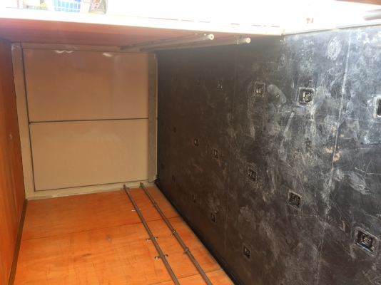 ขายตู้แห้งพร้อมลิฟท้าย สถาพใหม่ โทร 089 8781033 ขายตู้แห้งพร้อมลิฟท้าย สถาพใหม่ โทร 089 8781033