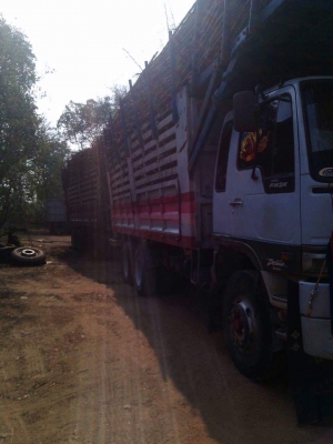 ขายรถพ่วงไม่ดั้ม HINO 2K เครื่อง360แรง เครื่องดี รถสวย สภาพพร้อมใช้งาน มี2พ่วง เอกสารพร้อมโอน สนใจโทร 090-8588220คุณนะ 093-3258446คุณบิว หรือเข้าดูสินค้าอื่นๆได้ที่ www.truck.in.th/498 หรือเพจFacebook ณรงค์ ซื้อขายรถมือสอง (เว็บไซต์ส่วนตัว) หรือFacebook ค