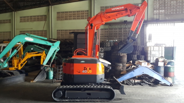 ขาย รถขุด HITACHI รุ่น EX40UR มือสองญีปุ่น