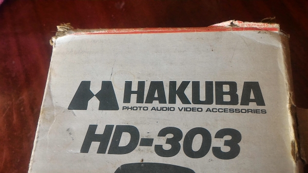 ขาตั้งกล้อง HAKUBA จากญี่ปุ่น อย่างดีคุณภาพสูง ปรับตำแหน่งได้ 3 แบบ กางได้เร็วภายใน 3 นาที รุ่นมืออาชีพ น้ำหนักเบา พกพาติดตัวง่าย กางได้สูง  114 ซม.