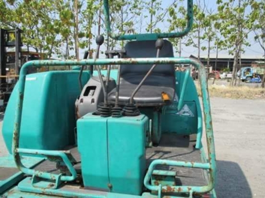 ขายรถขุด ยี่ห้อ : KOMATSU  รุ่น : PC20-7 รถเก่านอกแท้ มีเอกสารใบอินวอย  รถไม่เคยผ่านการใช้งานในไทย  สนใจติดต่อ : 099-907-9273 กิ๊ฟ  กมลชนก