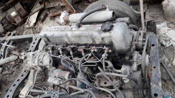 เครื่อง NISSAN LD28 พร้อมเกียร์ สวยๆเดิมๆ