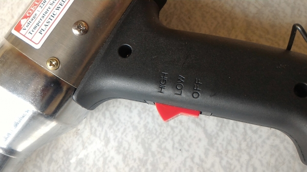 ปืนเป่าความร้อนเชื่อมพลาสติก OKURA ขนาด 700 W. อุณหภูมิอยู่ในช่วง 50 - 500 องศา