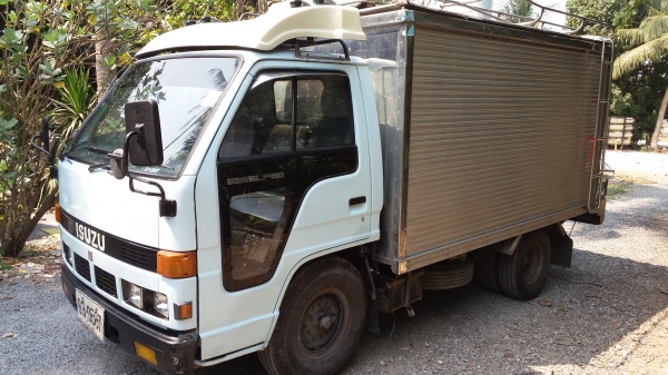 6ล้อเครื่อง110แรง ยาว3.20 6ล้อเครื่อง110แรง ยาว3.20