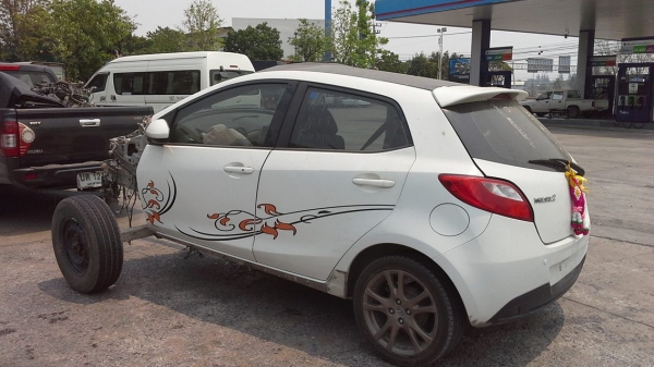 ท้ายตัดมาสด้า2 ท้ายตัดมาสด้า2