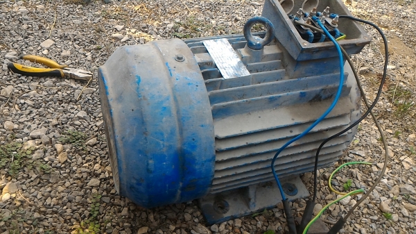 มอเตอร์ HASCON ของเยรมัน ขนาด 10 แรงม้า ชนิดความเร็ว 2900 รอบ/นาที เหมาะเอาไปขับเลื่อยวงเดือน, พัดลมใหญ่, ชุดดูด - เป่าลม