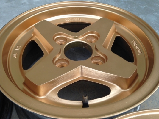 ขายล้อ cross ลายบวก ขอบ13"5.5"off20 4รู114 1ชุด สวยๆหล่อๆสอบถามได้คับ 0946733137