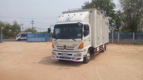 ขายด่วน เมก้าซีรี่ย์500 175แรงม้า ยาว6.50 ปี54 ยางเรเดียนทั้ง6เส้น ขายด่วน เมก้าซีรี่ย์500 175แรงม้า ยาว6.50 ปี54 ยางเรเดียนทั้ง6เส้น