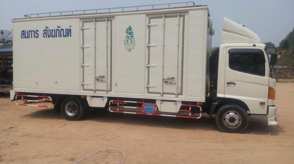 ขายด่วน เมก้าซีรี่ย์500 175แรงม้า ยาว6.50 ปี54 ยางเรเดียนทั้ง6เส้น ขายด่วน เมก้าซีรี่ย์500 175แรงม้า ยาว6.50 ปี54 ยางเรเดียนทั้ง6เส้น