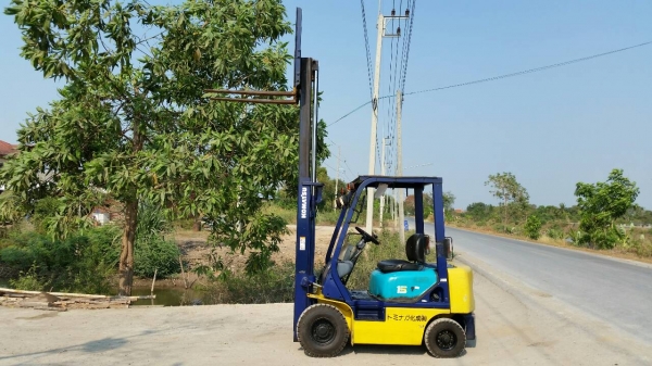 ขายด่วนรถยกKOMATSU FG15-16ยก1.5ตันเสาสูง3เมตรชั่วโม่งทำงานน้อย6200รถนอกเพิ่งนำเข้ามายังไม่เคยใช้งานในเมืองไทยเลย