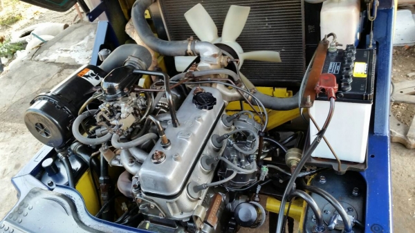 ขายด่วนรถยกKOMATSU FG15-16ยก1.5ตันเสาสูง3เมตรชั่วโม่งทำงานน้อย6200รถนอกเพิ่งนำเข้ามายังไม่เคยใช้งานในเมืองไทยเลย