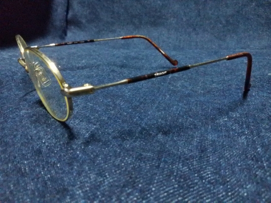 ขายแว่นสายตาESPRIT