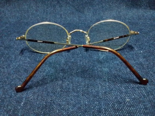 ขายแว่นสายตาESPRIT