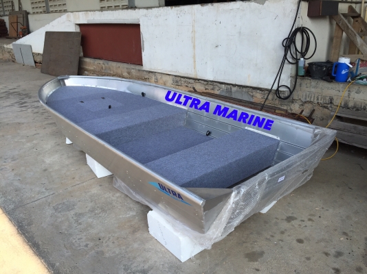 ขายเรืออลูมิเนียม ULTRA MARINE ท้องวีขนาด 12 ฟุต