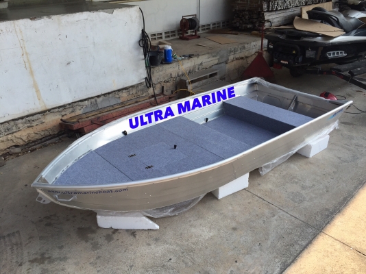 ขายเรืออลูมิเนียม ULTRA MARINE ท้องวีขนาด 12 ฟุต