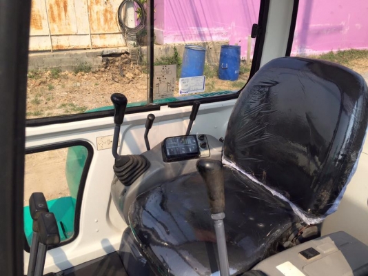 รถขุด KOMATSU PC40-7 มีหัวเก๋ง นำเข้าเอง มือสองญี่ปุ่น