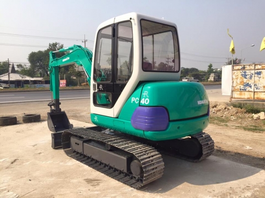 รถขุด KOMATSU PC40-7 มีหัวเก๋ง นำเข้าเอง มือสองญี่ปุ่น