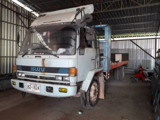 6 ล้อพื้นเรียบยาว 7.20 เมตร ISUZU 165 แรง รถประกอบนอก เล่มพร้อม