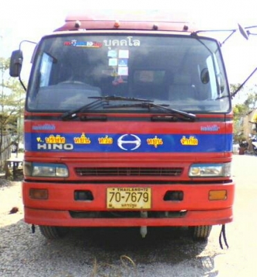 หกล้อ ฮีโน่ FF1J210ปี42พื้นเรียบ ช่วงยาว 7.20ม สภาพดีเดิมๆสวยพร้อมใช้ ทะเบียนพร้อมโอน ราคา 665,000บ รถห้างแท้