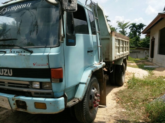 6ล้อดั้ม..165แรง ISUZU FTR11F 3600439 ตัวสุดท้ายก่อนขึ้น195...รถสภาพดี พร้อมใช้เล่มพร้อม.