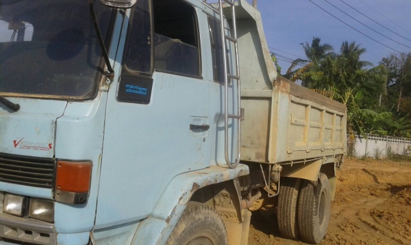 6ล้อดั้ม..165แรง ISUZU FTR11F 3600439 ตัวสุดท้ายก่อนขึ้น195...รถสภาพดี พร้อมใช้เล่มพร้อม.