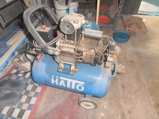ปั๊มลมโรตารี่ HATTO 2.5 แรง