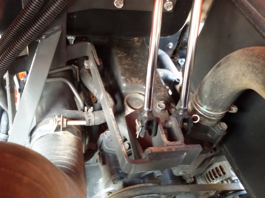 ปัญญาแทรคเตอร์..จัดมาให้ครับ ด่วน!!!คูโบต้า L3008 พร้อมใบมีดคานล่าง พร้อมผานตราช้าง22&times;5 รถไร่สีเดิมๆ จัดส่ง จ.อุทัยธานี