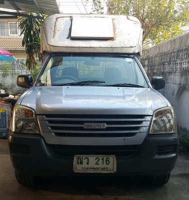 ขาย DMAX ตอนเดียว มีหลังคา รถปี 2005 เครื่อง 2500