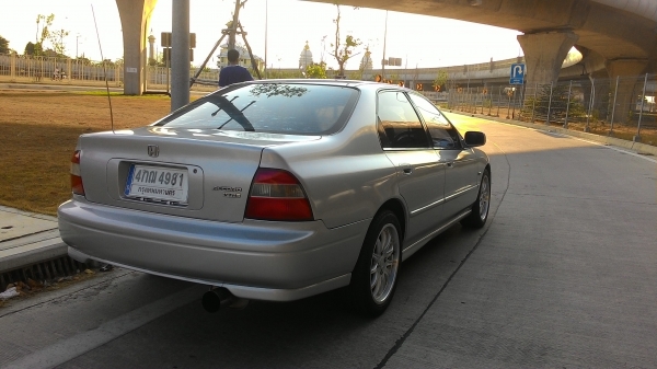ขาย honda accord ไฟท้ายก้อนเดียว ขาย honda accord ไฟท้ายก้อนเดียว