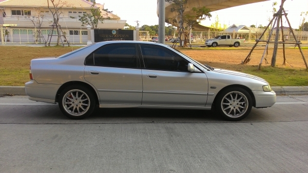 ขาย honda accord ไฟท้ายก้อนเดียว ขาย honda accord ไฟท้ายก้อนเดียว