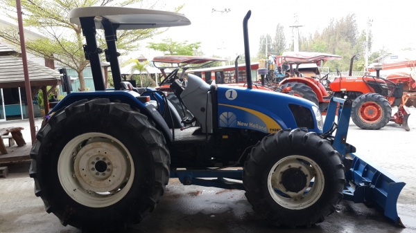 ** ราคา 1,050,000 ** NEW HOLLAND รุ่น T5060 ใบดัน+ผาน7 106 แรงม้า รถเดิมทั้งคัน สีเดิม เครื่องเดิม ไม่เคยทำ รถ 2,000 ชม.