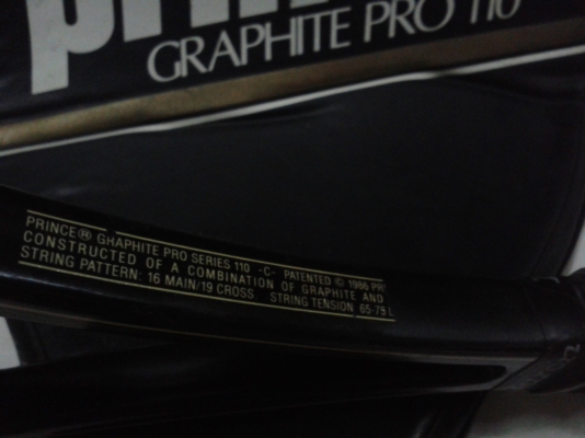 ขายไม้เทนนิสทำจากกราไฟท์ พร้อมซองใส่(ขอบคุณทีมงานt-2h)