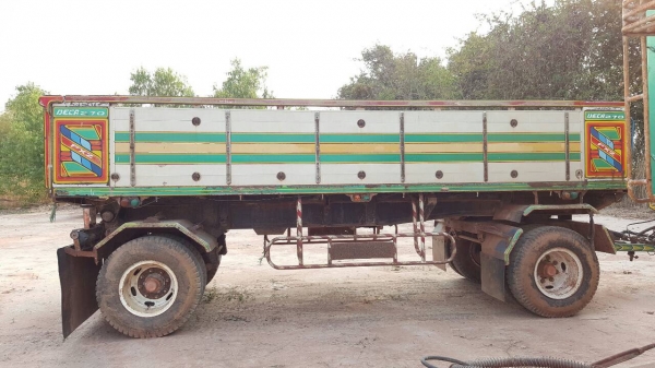 ขาย หางพ่วง 2 คานดั้ม ยาว 6 เมตร อู่ เอส ที เทรลเลอร์ แผงข้างมิเนียม ทะเบียนพร้อมโอน ราคาต่อรองได้ครับ