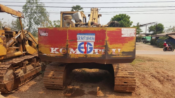 ขาย แบคโฮ KOMATSU PC200-3 คอนโทรลสั้น ช่วงล่างใหม่หมด เครื่องดี ปั้มดี เอวแน่น ทำงานไม่โหลด บูมอาร์มไม่มีดาม ราคาต่อรองได้ครับ