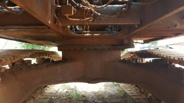 ขาย แบคโฮ KOMATSU PC200-3 คอนโทรลสั้น ช่วงล่างใหม่หมด เครื่องดี ปั้มดี เอวแน่น ทำงานไม่โหลด บูมอาร์มไม่มีดาม ราคาต่อรองได้ครับ