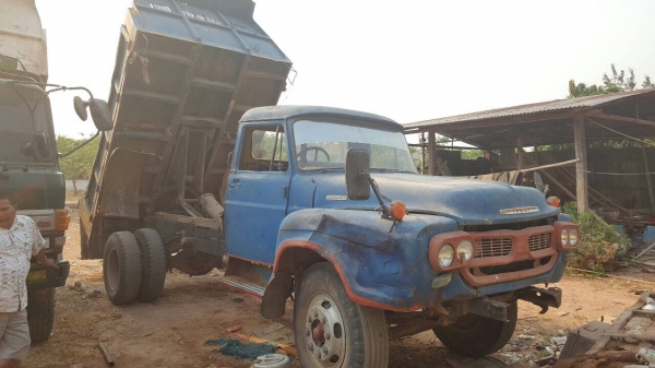 ขาย 6 ล้อดั้ม หัวยาว คัสซีสวยจัดตลอดเส้น เครื่อง 6BB1 145 แรงม้า เฟืองท้ายใหญ่ มีสโลว์กลาง เอกสารพร้อมโอนครับ