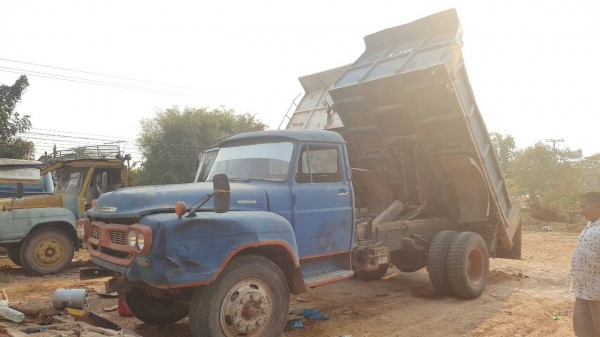 ขาย 6 ล้อดั้ม หัวยาว คัสซีสวยจัดตลอดเส้น เครื่อง 6BB1 145 แรงม้า เฟืองท้ายใหญ่ มีสโลว์กลาง เอกสารพร้อมโอนครับ ขาย 6 ล้อดั้ม หัวยาว คัสซีสวยจัดตลอดเส้น เครื่อง 6BB1 145 แรงม้า เฟืองท้ายใหญ่ มีสโลว์กลาง เอกสารพร้อมโอนครับ