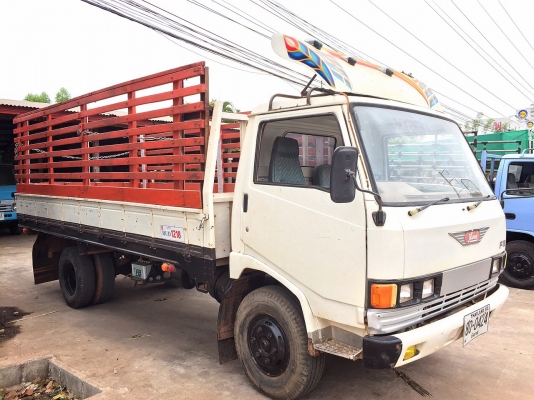 ขาย 6 ล้อ HINO FB113 กระบะยาว 5 เมตร เครื่อง WO4D 117 แรงม้า คัสซีสวยตลอดเส้น ทะเบียนพร้อมโอน ราคาลดได้ครับ