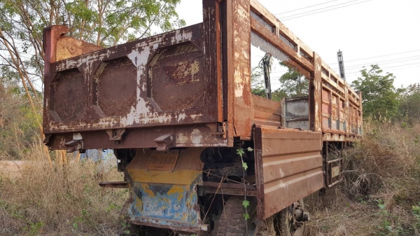 ขาย หางเทนเลอร์ดั้ม 2 เพลา ยาว 7.50 เมตร อู่ ช ทวี ขอนแก่น คัสซีสวย ช่วงล่างดี กระทะล้อมีให้ครบ เก็บสีหน่อยก็สวยแล้ว เล่มทะเบียนครบพร้อมโอน