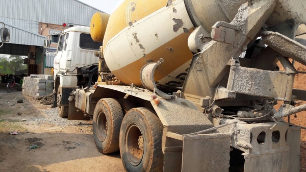 ขาย รถโม่ปูน 6 คิว มีให้เลือกทั้งหมด 5 คัน มี NISSAN 230 แรงม้า และ HINO ZM 260 แรงม้า รถพร้อมใช้ ทะเบียนครบทุกคัน ราคาต่อรองได้ครับ ขาย รถโม่ปูน 6 คิว มีให้เลือกทั้งหมด 5 คัน มี NISSAN 230 แรงม้า และ HINO ZM 260 แรงม้า รถพร้อมใช้ ทะเบียนครบทุกคัน ราคาต่อรองได้ครับ