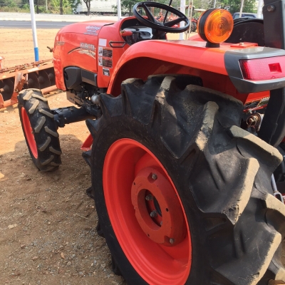 ขายรถไถคูโบต้าL4708SP ตัวเปล่าสภาพเดิมๆค้บ รถใช้งานน้อยราคา395,000บาท