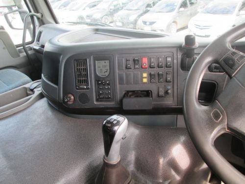 ขายหัวลาก SINOTRUK NGV 345 HP ปี 13 ขายหัวลาก SINOTRUK NGV 345 HP ปี 13